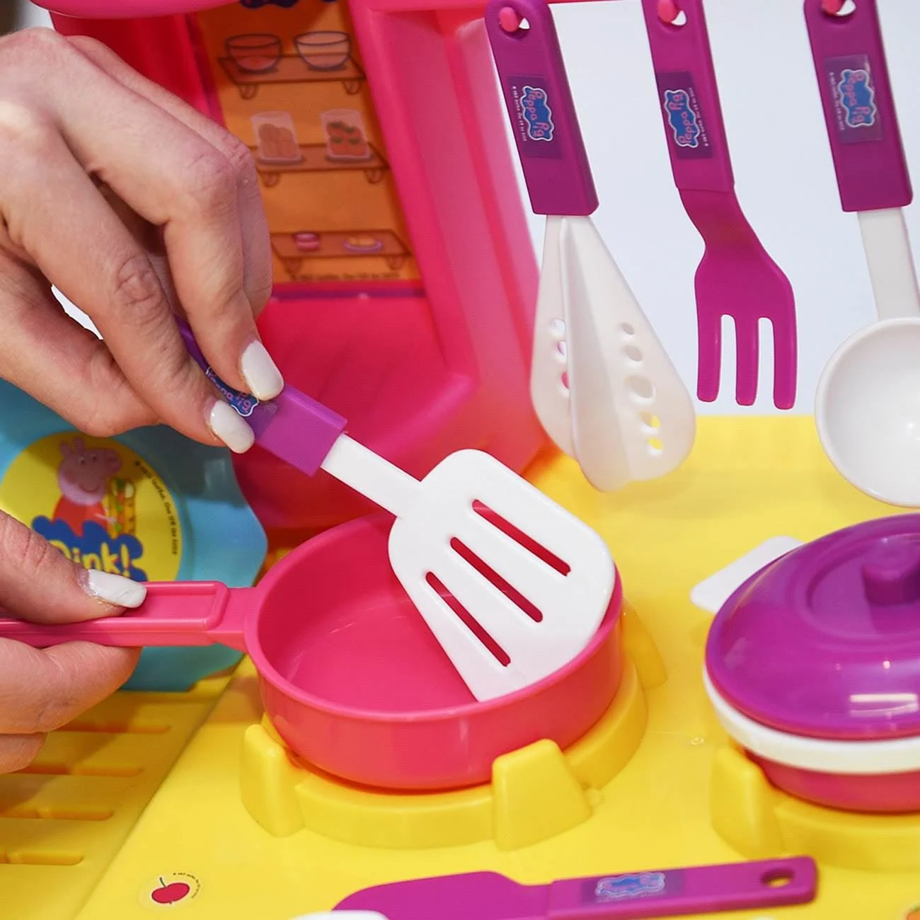 Bucatarie cu 13 Accesorii Peppa pentru Copii - poza 6