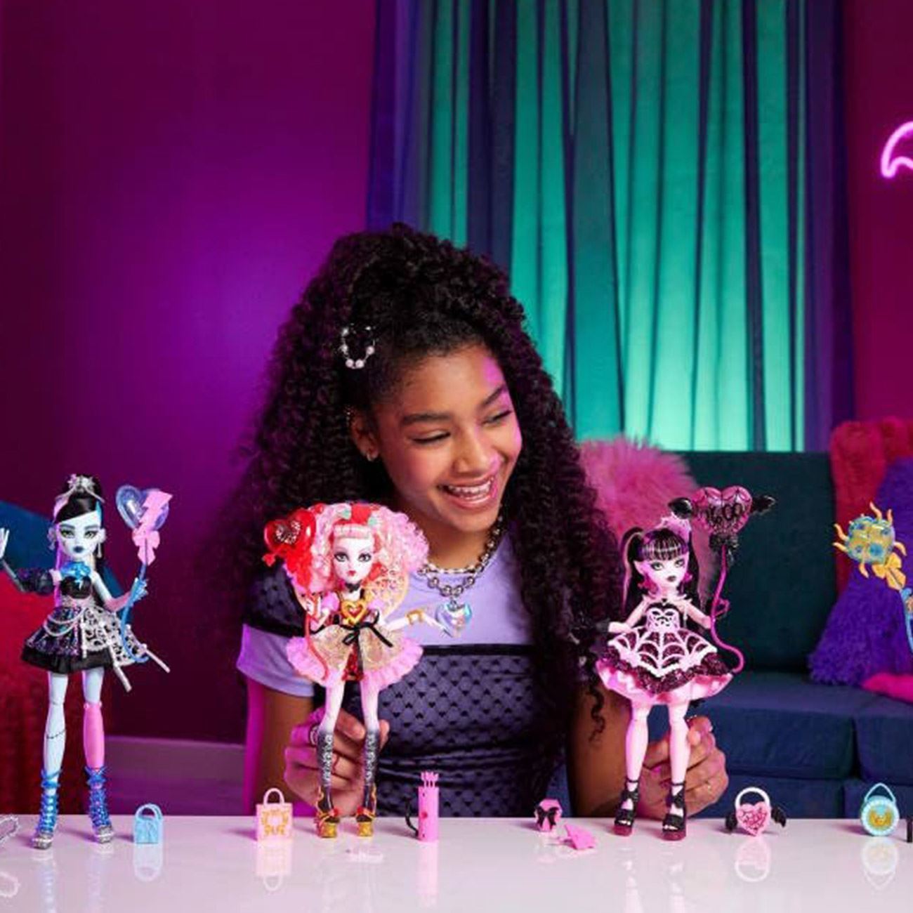 Papusa Monster High Themed Scary Sweet Birthday Draculaura - Mattel - poza 2