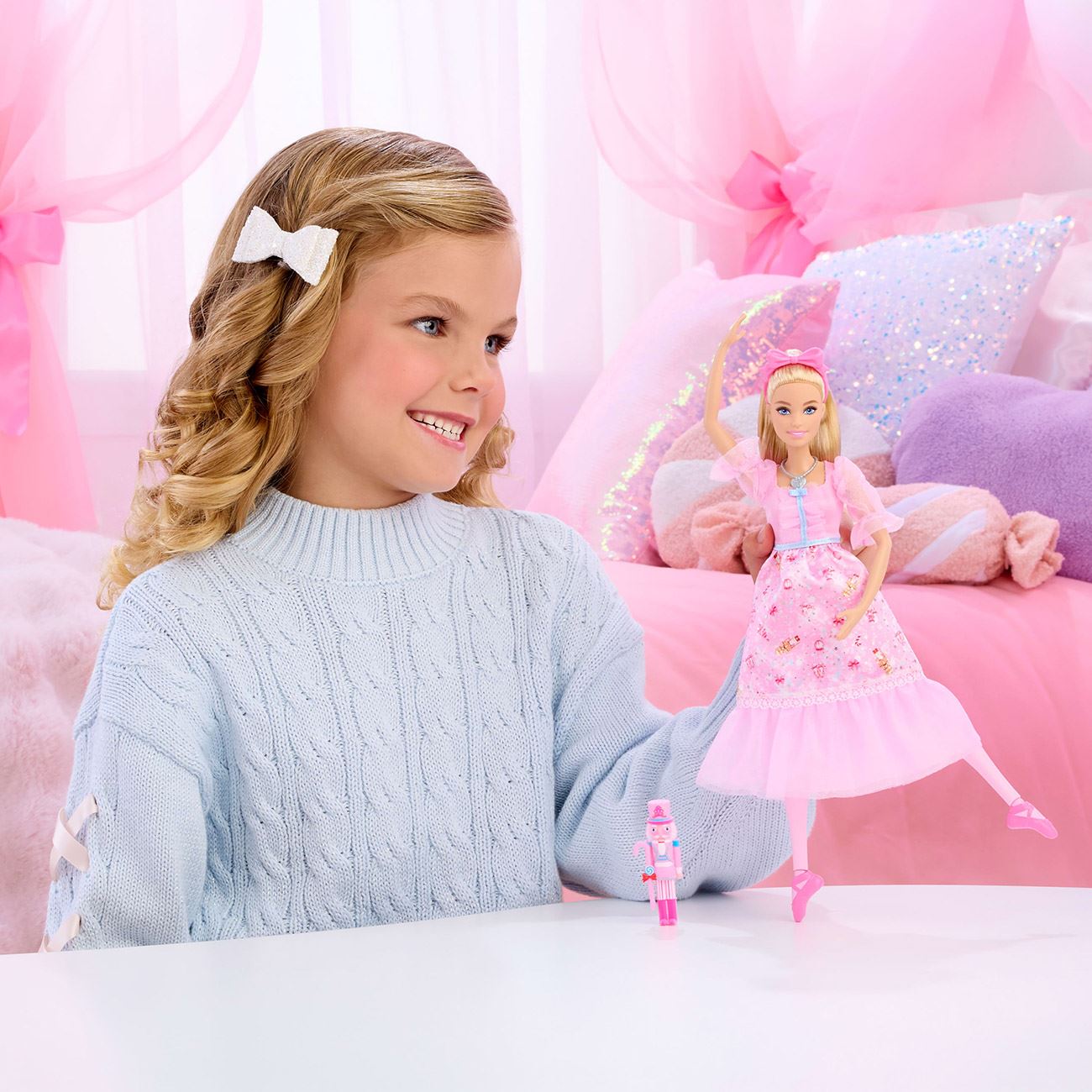 Papusa Barbie Clara Spargatorul de Nuci - Mattel - poza 3