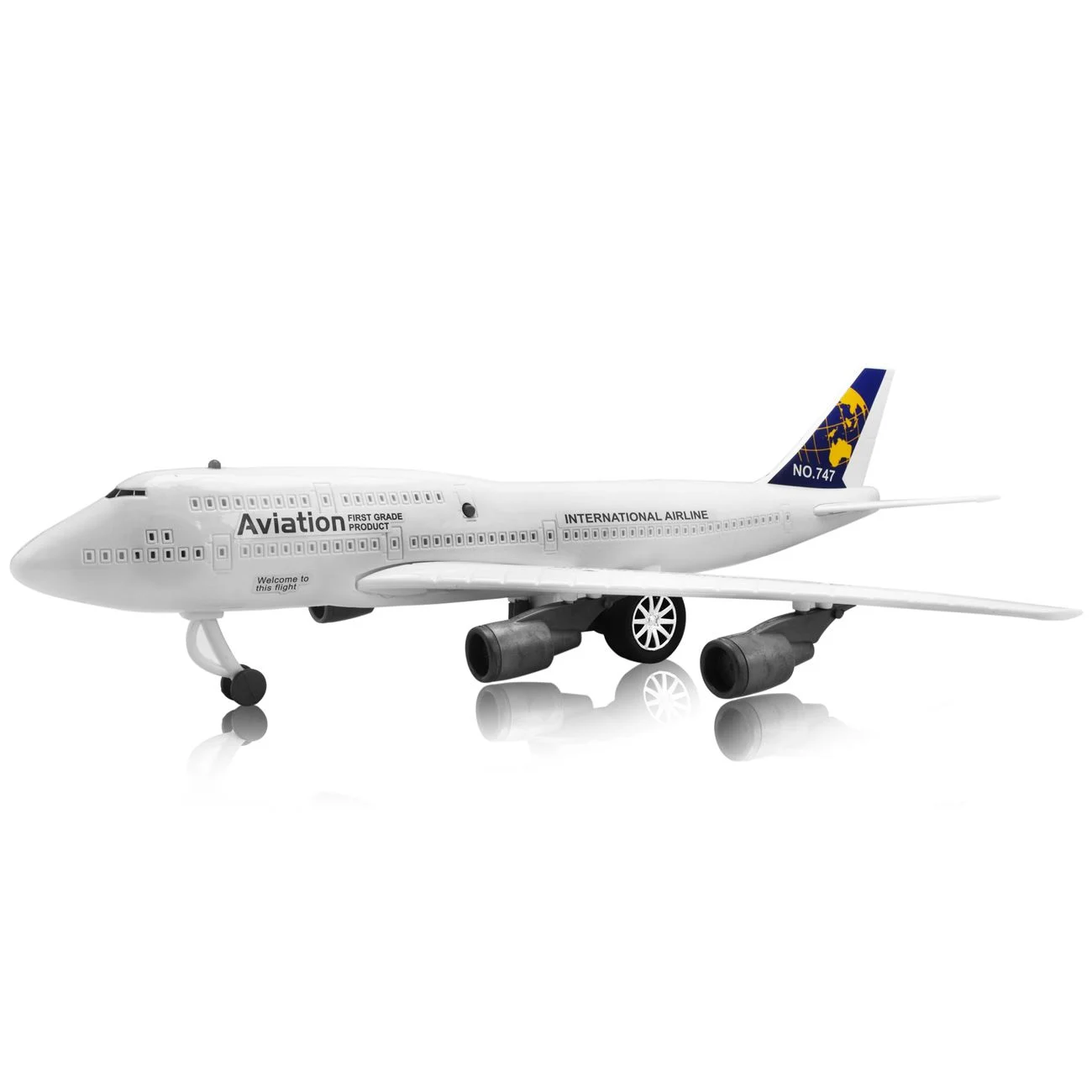 Avion Jumbo No.747 cu Sunet